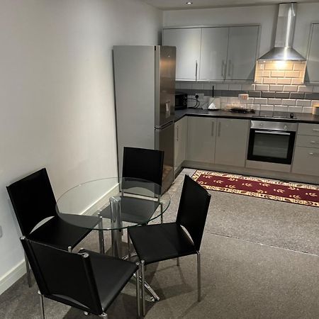 2 Bedroom Apartment In Doncaster City Centre Exterior photo
