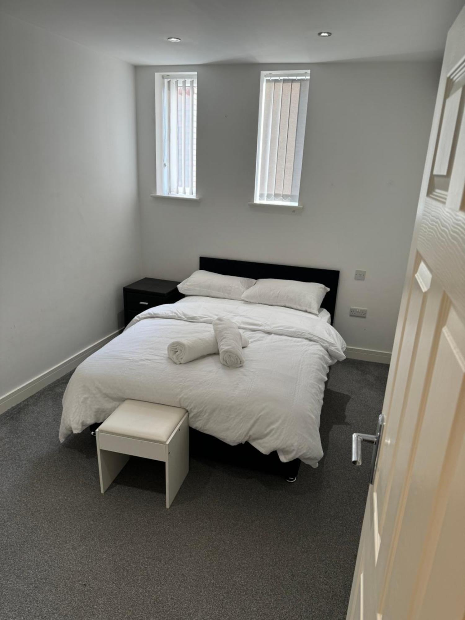 2 Bedroom Apartment In Doncaster City Centre Exterior photo